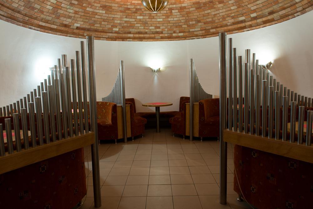 Hotel Imos Břeclav Buitenkant foto